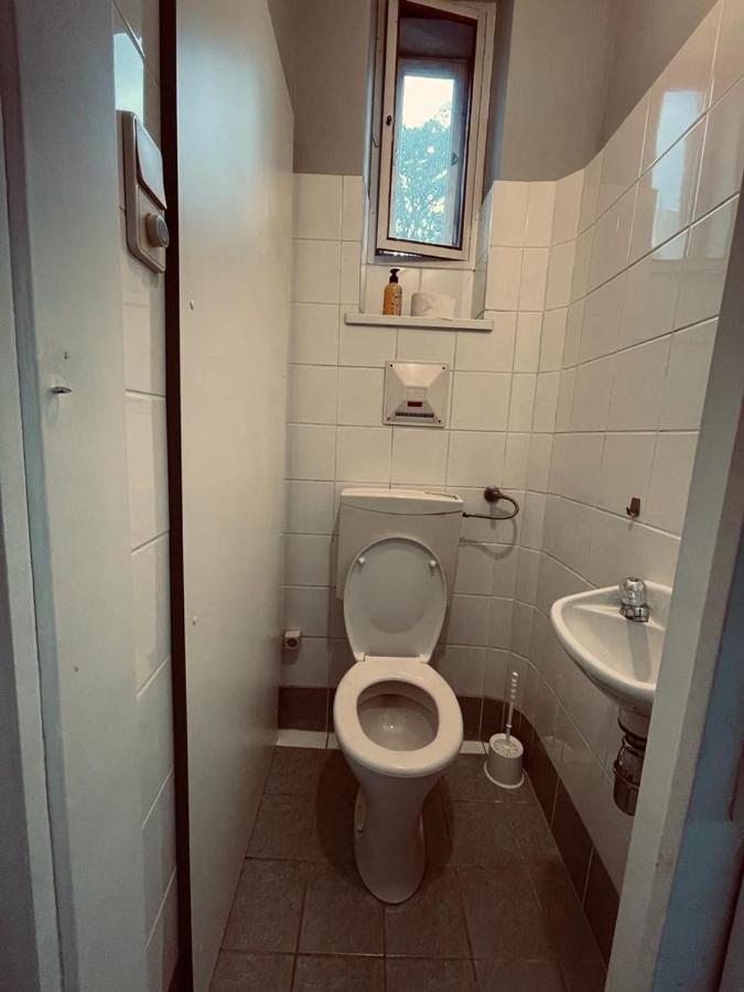 Jupiter Apartment Виена Екстериор снимка